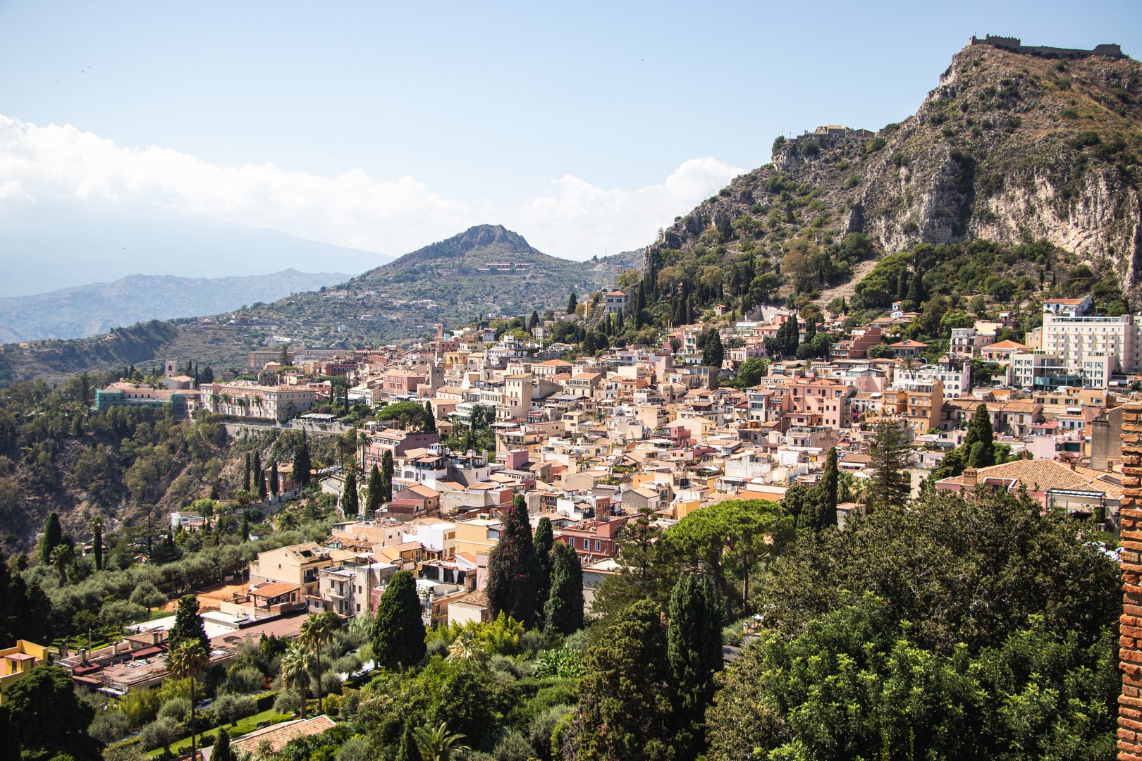Taormina pohledem z řeckého divadla